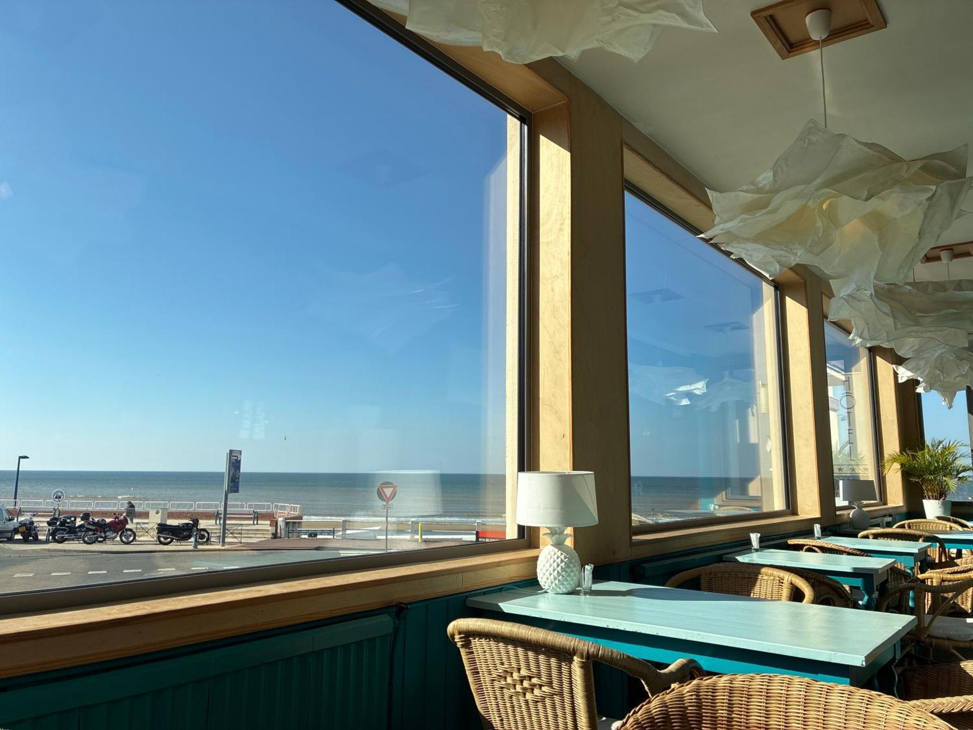 Outre-mer - Le Couchant 3*